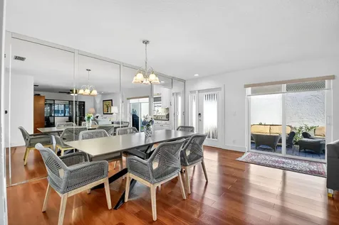 5198 Mirror Lakes Boulevard Boynton Beach FL 33472