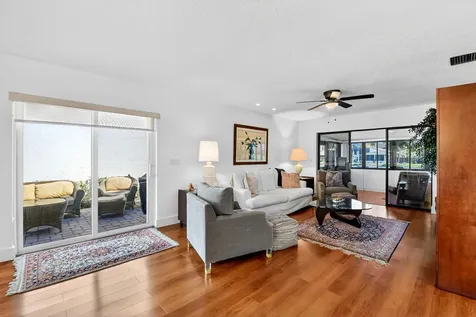 5198 Mirror Lakes Boulevard Boynton Beach FL 33472