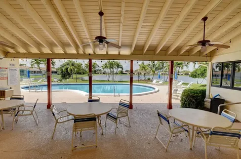 5198 Mirror Lakes Boulevard Boynton Beach FL 33472