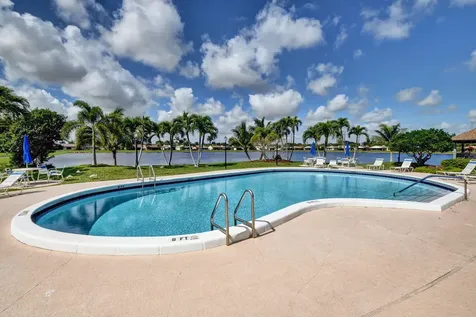 5198 Mirror Lakes Boulevard Boynton Beach FL 33472