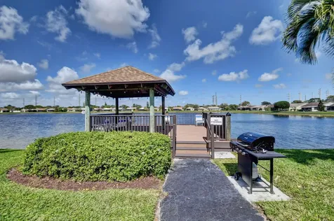 5198 Mirror Lakes Boulevard Boynton Beach FL 33472