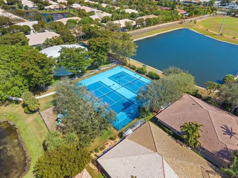 392 W Coral Trace Circle Delray Beach FL 33445
