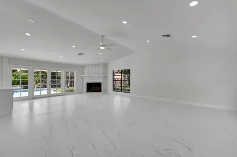 9000 Nw 21st Street Coral Springs FL 33071