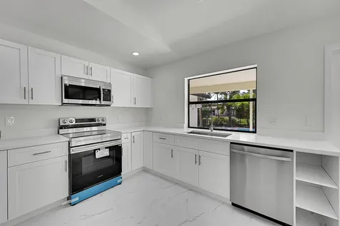 9000 Nw 21st Street Coral Springs FL 33071