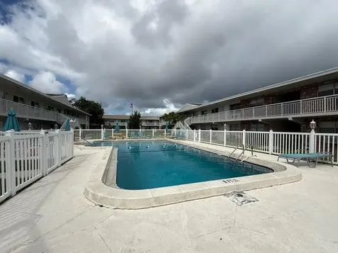3850 NE 21st Way Lighthouse Point FL 33064