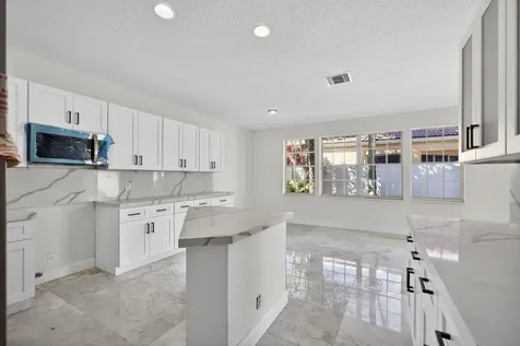 8 Via Sorrento Palm Beach Gardens FL 33418