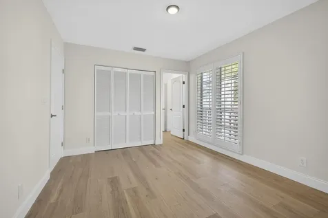 8 Via Sorrento Palm Beach Gardens FL 33418