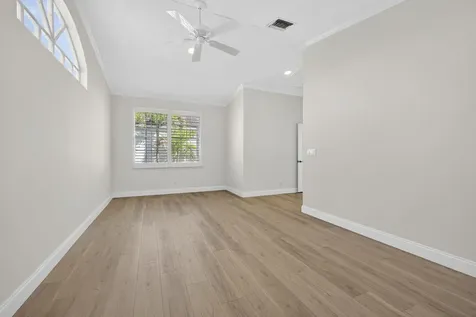 8 Via Sorrento Palm Beach Gardens FL 33418