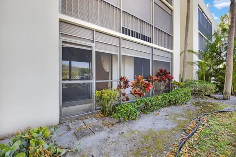 5190 Las Verdes Circle Delray Beach FL 33484