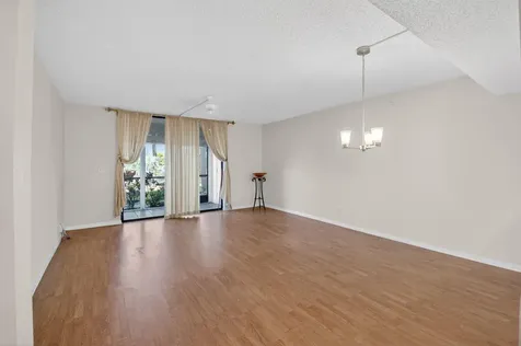 5190 Las Verdes Circle Delray Beach FL 33484