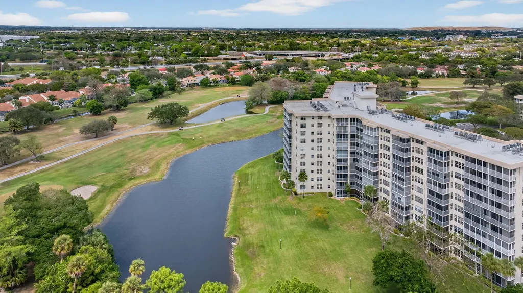3507 Oaks Way Pompano Beach FL 33069