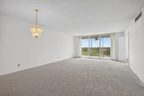 3507 Oaks Way Pompano Beach FL 33069