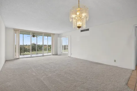3507 Oaks Way Pompano Beach FL 33069