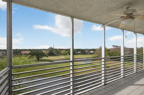 3507 Oaks Way Pompano Beach FL 33069