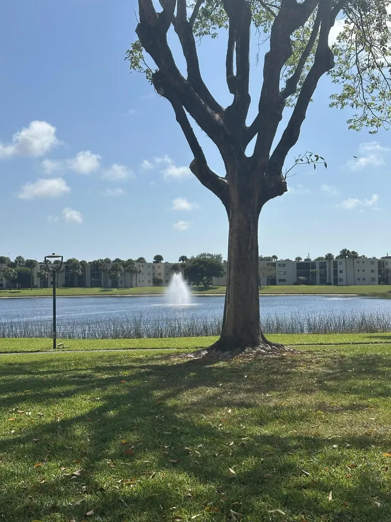 5220 Las Verdes Circle Delray Beach FL 33484