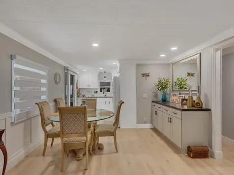 309 Ne Pinelake Village Boulevard Jensen Beach FL 34957