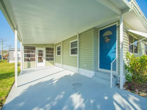309 Ne Pinelake Village Boulevard Jensen Beach FL 34957