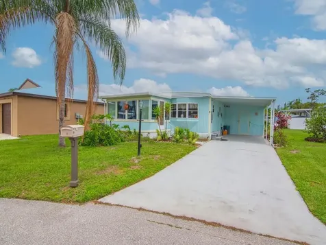 8 Brisa Lane Port Saint Lucie FL 34952