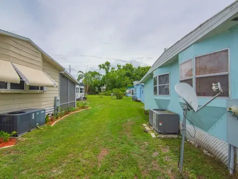 8 Brisa Lane Port Saint Lucie FL 34952