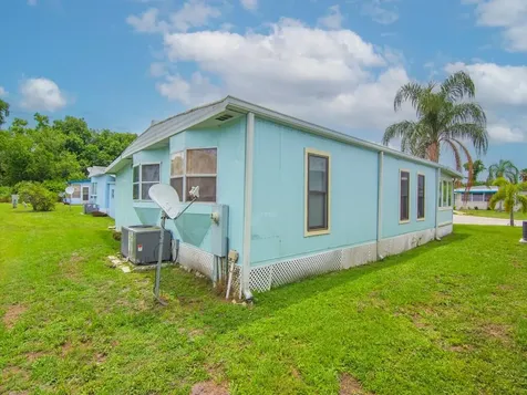 8 Brisa Lane Port Saint Lucie FL 34952
