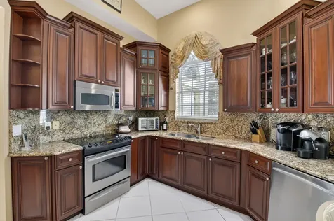 2476 Nw 66th Drive Boca Raton FL 33496
