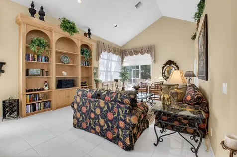 2476 Nw 66th Drive Boca Raton FL 33496