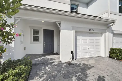 1825 Sandpiper Pointe Place Deerfield Beach FL 33442