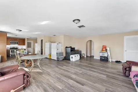 29 S D Street Lake Worth Beach FL 33460