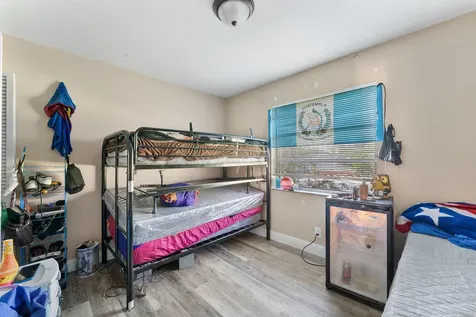 29 S D Street Lake Worth Beach FL 33460