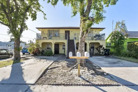 29 S D Street Lake Worth Beach FL 33460