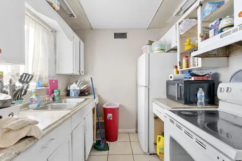 29 S D Street Lake Worth Beach FL 33460