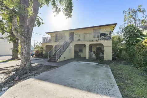 29 S D Street Lake Worth Beach FL 33460