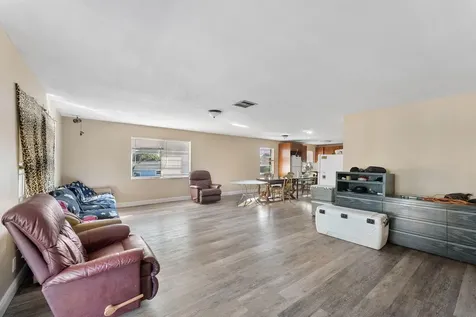 29 S D Street Lake Worth Beach FL 33460