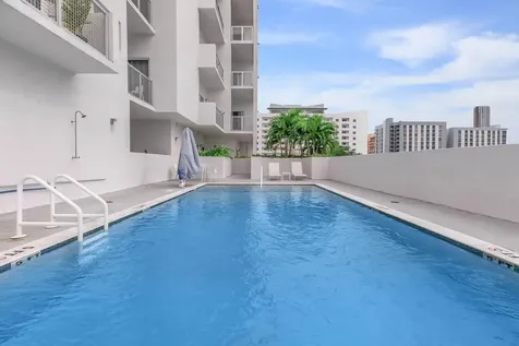 39 NW 7th Avenue Miami FL 33128