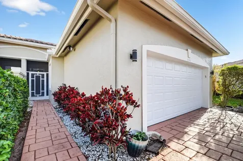 5846 Island Reach Lane Boynton Beach FL 33437