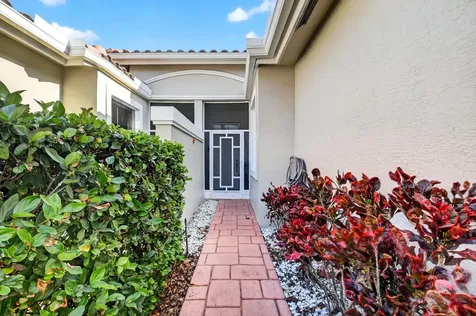 5846 Island Reach Lane Boynton Beach FL 33437