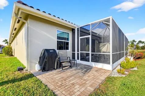 5846 Island Reach Lane Boynton Beach FL 33437