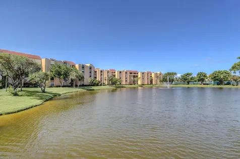 600 Egret Circle Delray Beach FL 33444