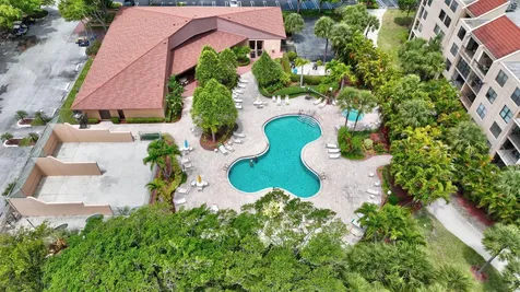 600 Egret Circle Delray Beach FL 33444