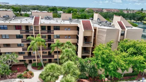 600 Egret Circle Delray Beach FL 33444
