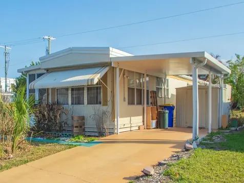 335 Ne Tropicalia Lane Jensen Beach FL 34957