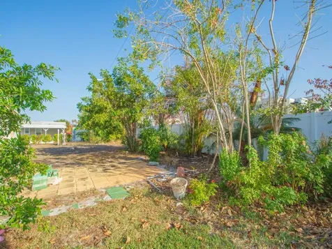 335 Ne Tropicalia Lane Jensen Beach FL 34957