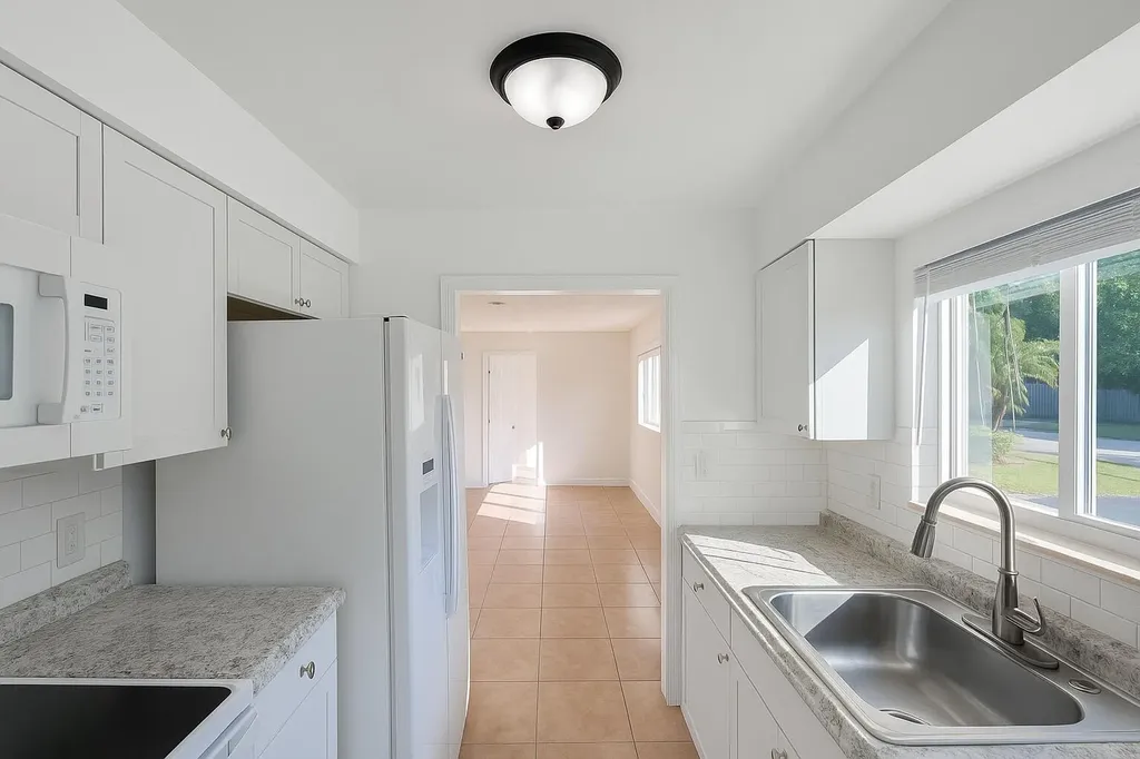 3041 NE 7th Avenue Pompano Beach FL 33064