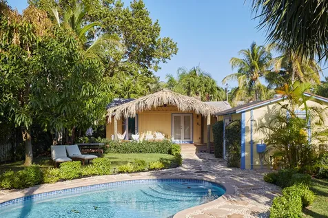 611 S Palmway Lake Worth Beach FL 33460