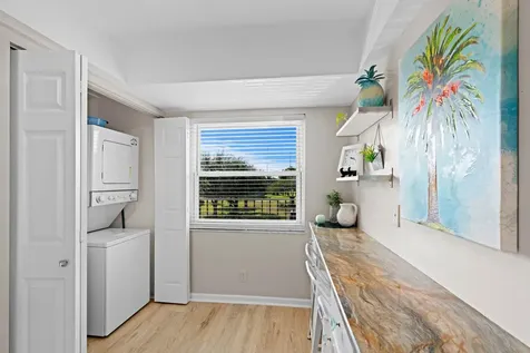 27 Abbey Lane Delray Beach FL 33446