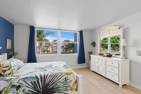 27 Abbey Lane Delray Beach FL 33446