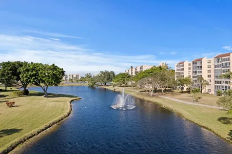 27 Abbey Lane Delray Beach FL 33446