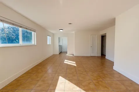 3221 NE 7th Avenue Pompano Beach FL 33064