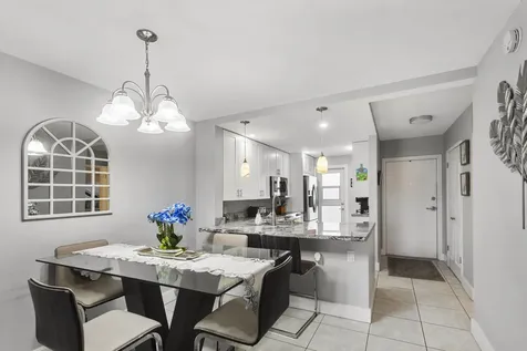 2350 Ne 14th Street Causeway Pompano Beach FL 33062