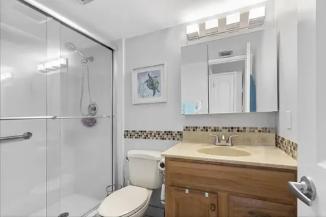 2350 Ne 14th Street Causeway Pompano Beach FL 33062
